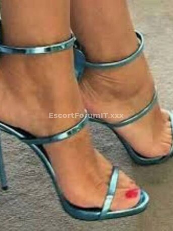 CLAUDIA ITALY
