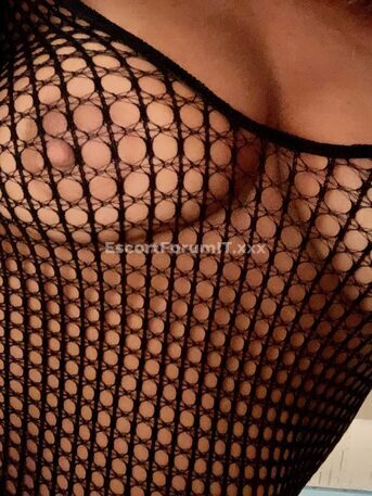 CLAUDIA ITALY