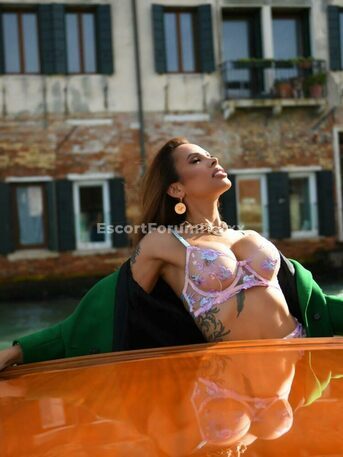 SABRINA_Pontedera
