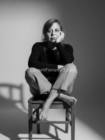 DONNA TANTRIKA Massage