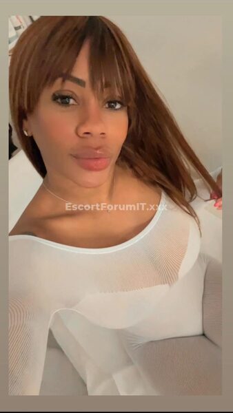 image: 32