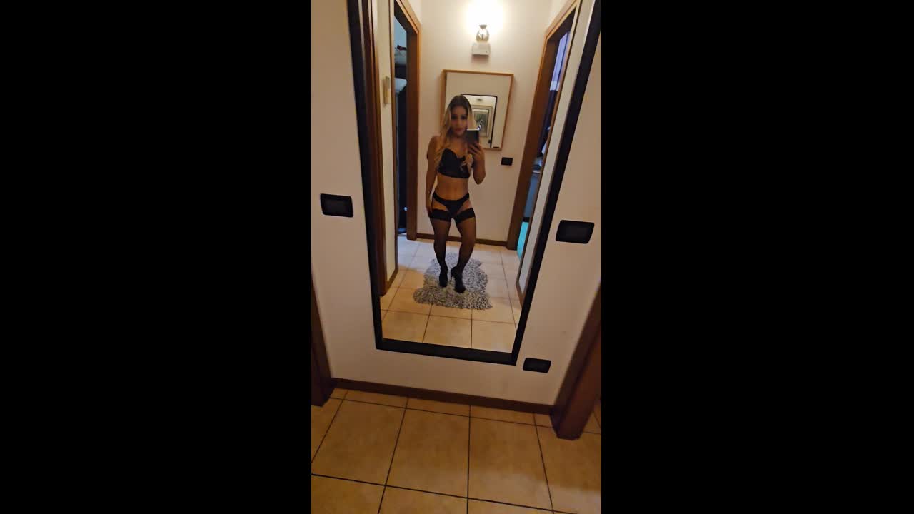 image: 1