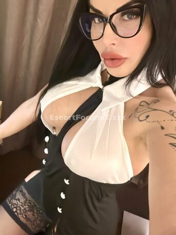 VERONICA MARTINEZ