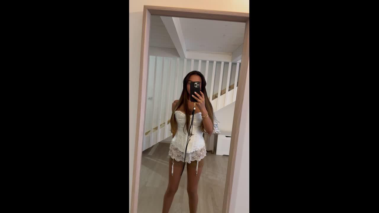 image: 1