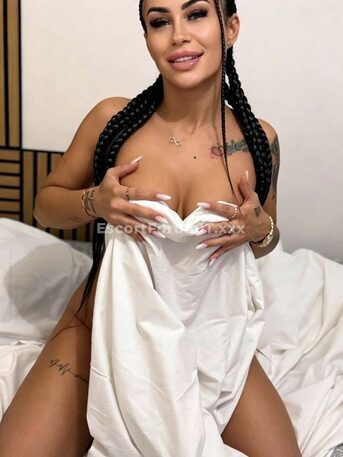 Selena Exclusive