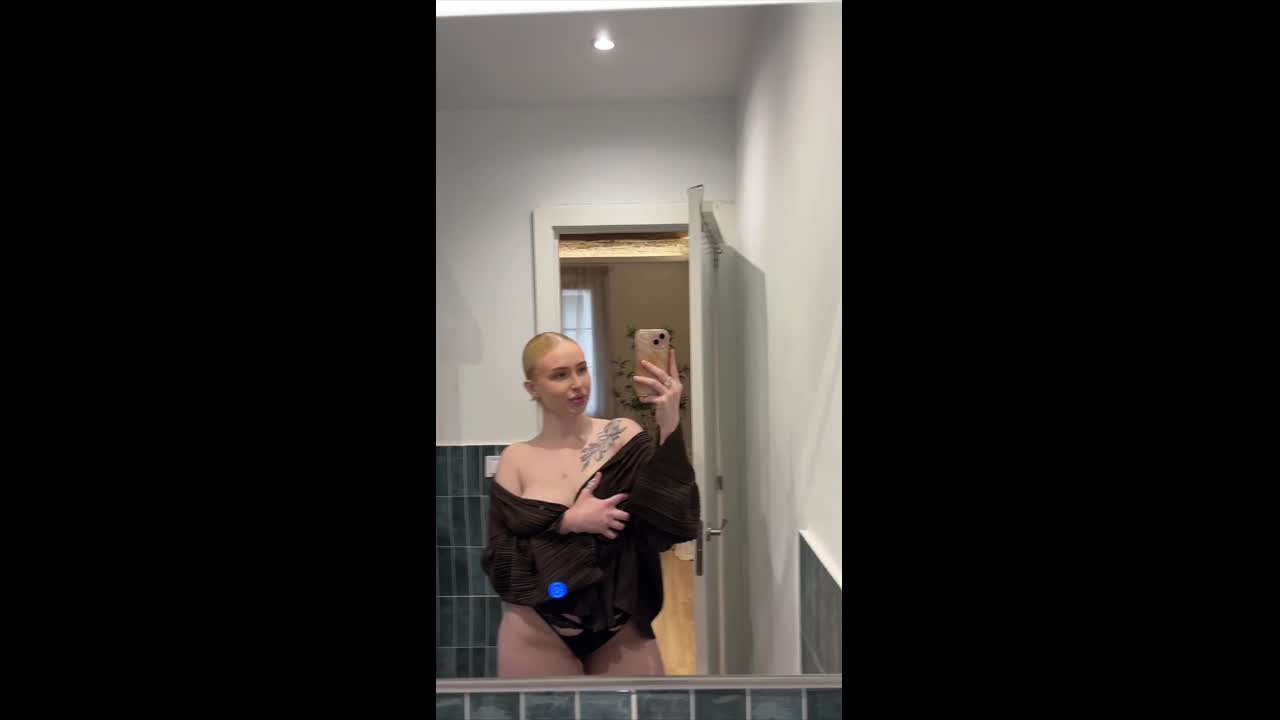 image: 1