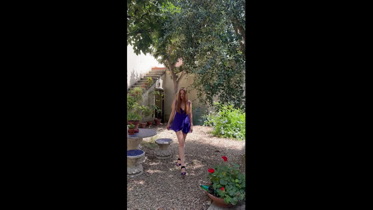 image: 1