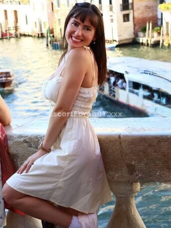 Lola Lopez